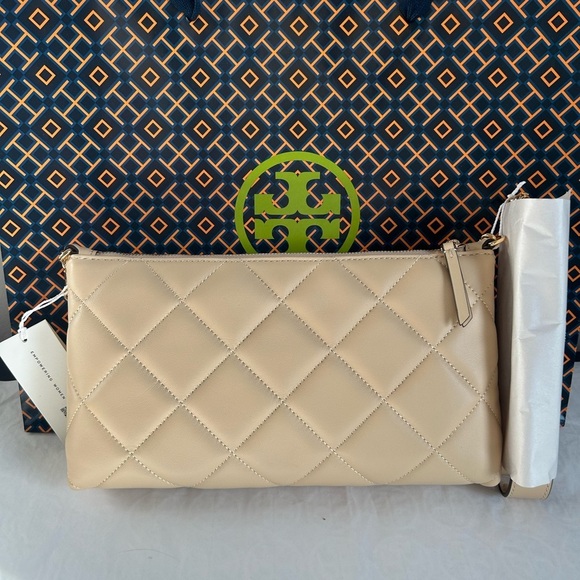 Tory Burch Willa Charms Zip Shoulder Bag Crossbody Bag Soft Serve Gold Tan Cream - Picture 2 of 12